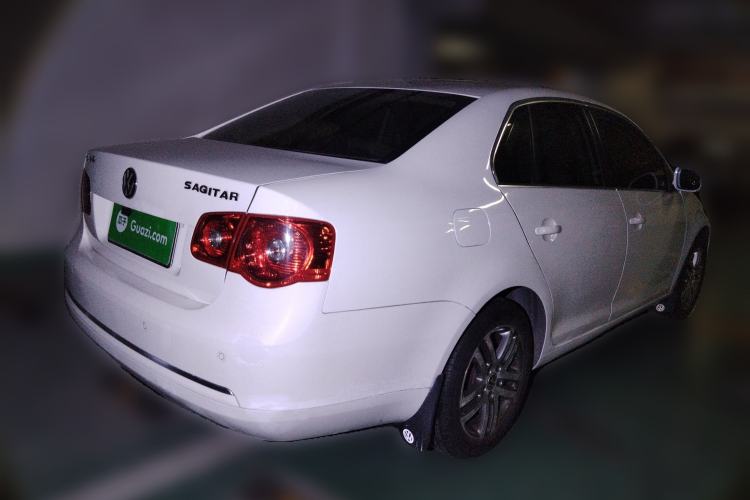 Used Volkswagen Sagitar 2011 1.6L Automatic Comfort Edition Rear Right 45 Deg