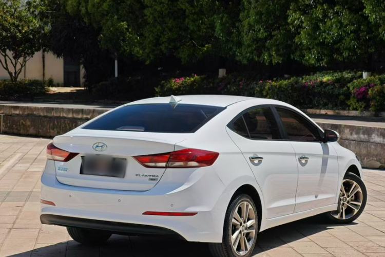 Used Hyundai Elantra (6th Generation / Lingdong) 2016 1.6L Automatic ZhiXuan – Elite Version Exterior 6