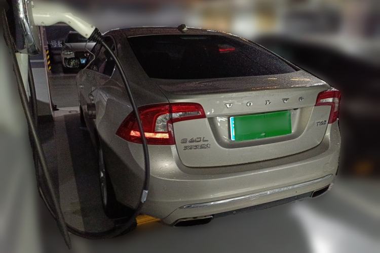 Used Volvo S60 New Energy 2015 S60L E-Drive Hybrid T6 Smart Drive Edition Rear Left 45 Deg