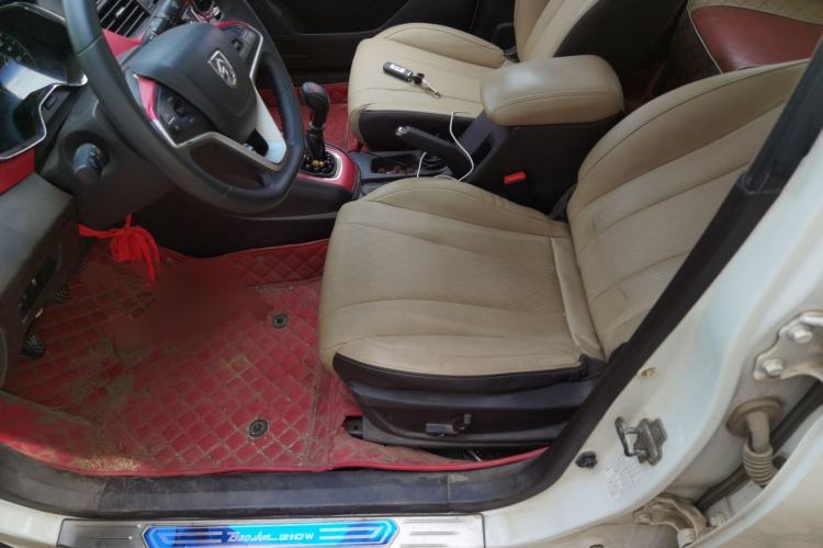 Used Baojun 310W 2017 1.5L Manual Luxury Edition China V