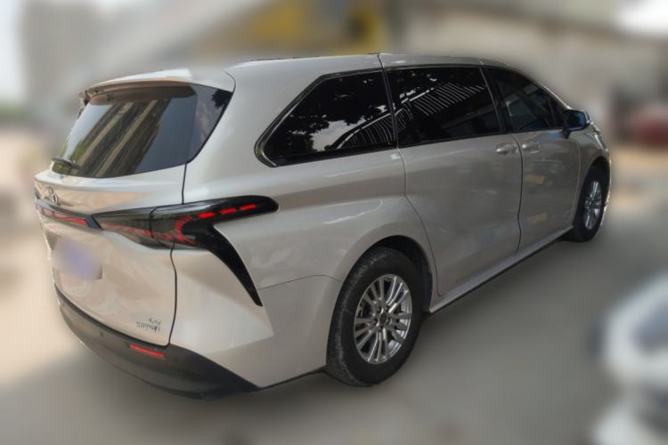 Used Toyota SIENNA 2021 2.5L Hybrid Comfort Edition