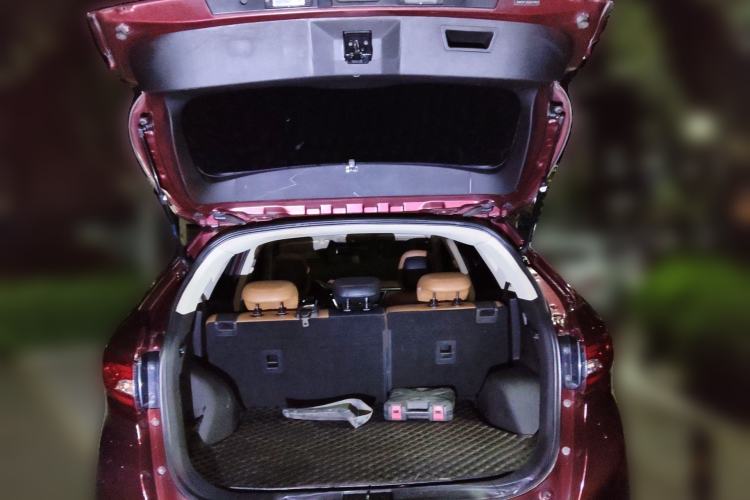 Used Soueast DX7 2015 1.5T Automatic Luxury Model Trunk