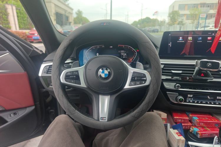 Used BMW 5 Series 2020 530Li Luxury Edition M Sport Package Steering Wheel