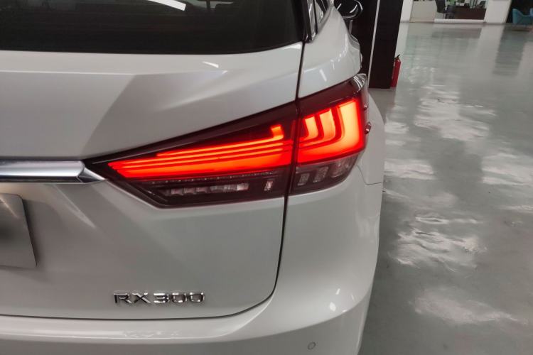 Used Lexus RX 2020 Revised Version 300 Two-Wheel Drive Elite Edition