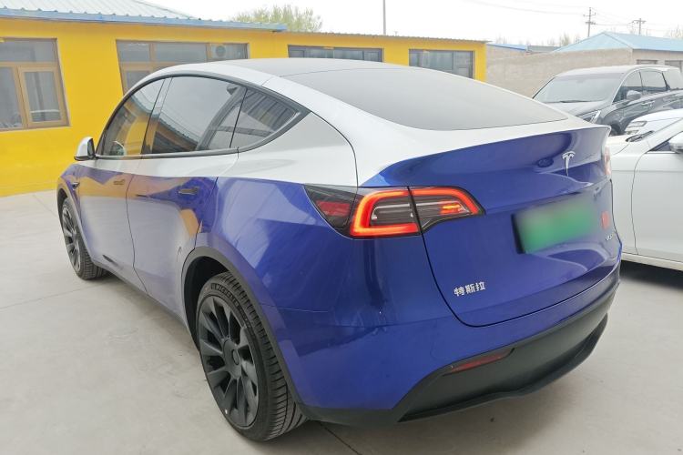 Used Tesla Model Y 2024 Long-Range All-Wheel-Drive Version Exterior 2