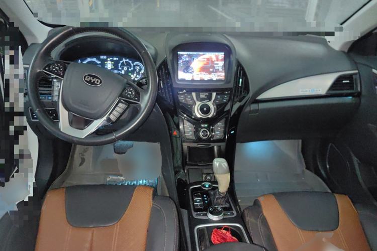 Used BYD Qin 2015 1.5T Dual-Crown Flagship Plus Edition