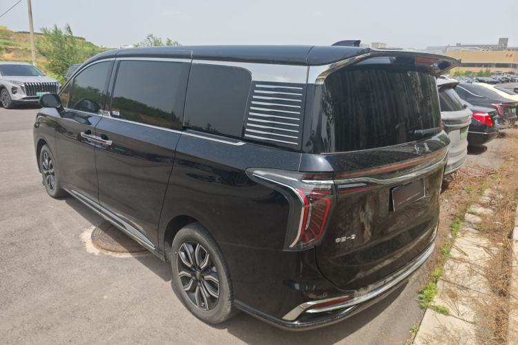Used Hongqi HQ9 2023 2.0T Smart Connect Flagship Edition