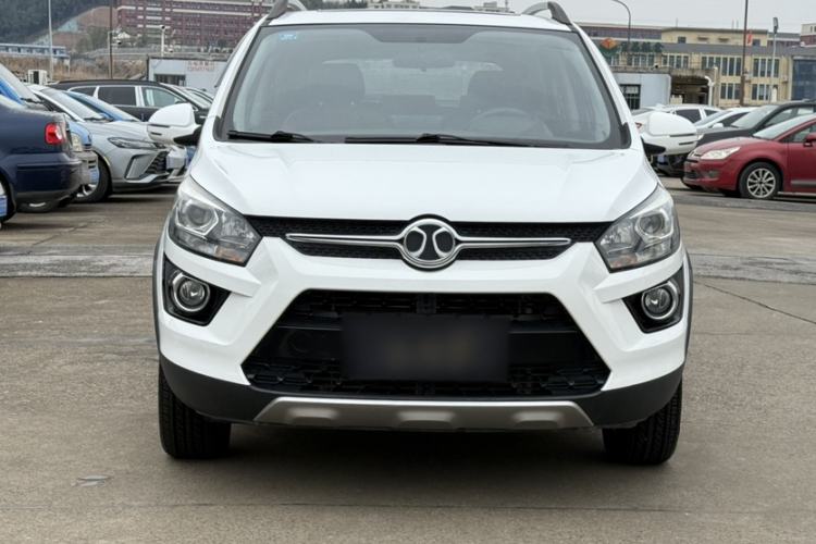 Used BAIC Senova X25 2015 1.5L Manual Elite Edition