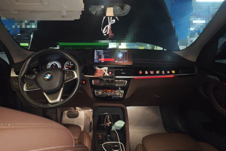 Used BMW X1 2020 sDrive25Li Leading Model
