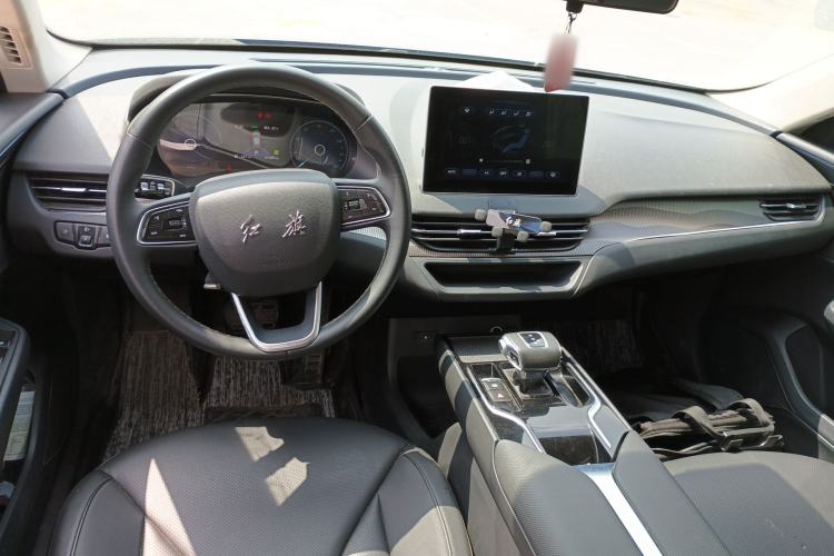 Used Hongqi E-QM5 2022 431 km Charge & Enjoy Edition
