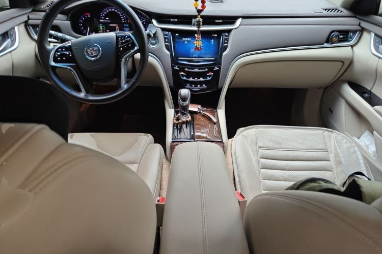 Used Cadillac XTS 2014 28T Comfort Version
