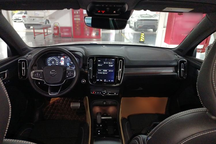 Used Volvo XC40 2021 T4 Four-Wheel Drive Smart & Sporty Edition