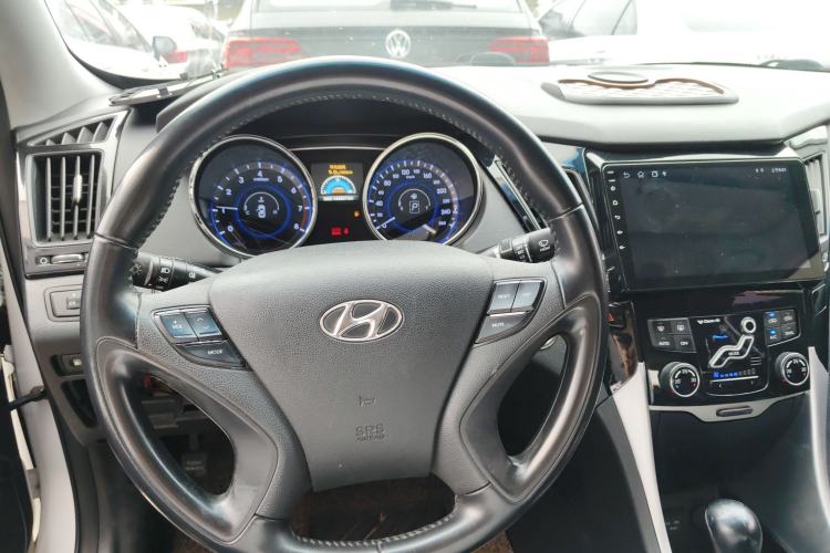 Used Hyundai Sonata 2015 Classic 2.0L Automatic Luxury Edition
