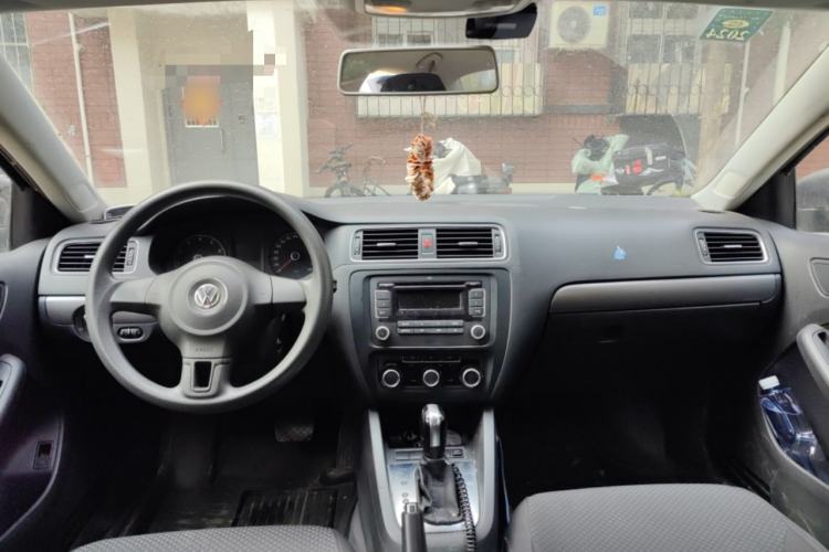 Used Volkswagen Sagitar 2012 1.6L Automatic Fashion Edition
