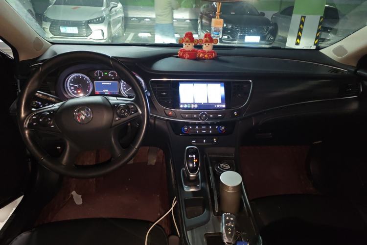 Used Buick LaCrosse 2021 652T Luxury Model Center Console