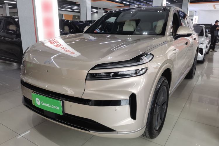 Used ONVO Luxeed L90 2025 Model—Max Six-Seater Version