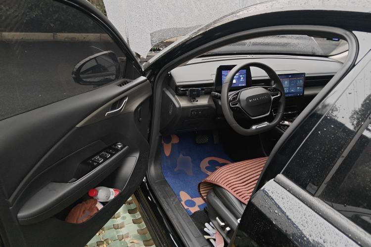 Used Wuling Xingguang 2024 Co-creation Edition 150 Standard Model
