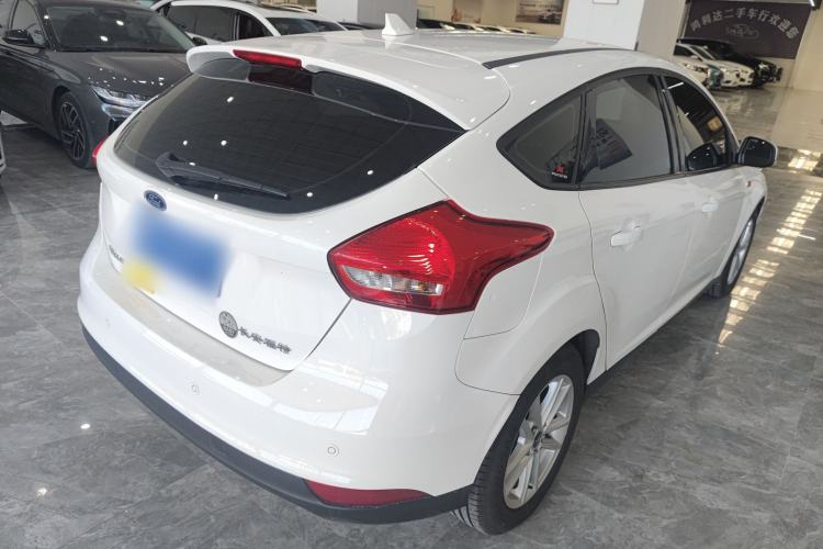 Used Ford Focus 2018 Hatchback Classic 1.6L Automatic Trendy SmartDrive Edition