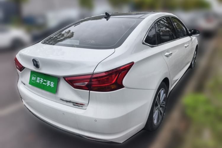 Used CHANGAN Raeton CC 2018 1.5T Automatic Haoya Model Guangmang Edition China V Standard Rear Right 45 Deg