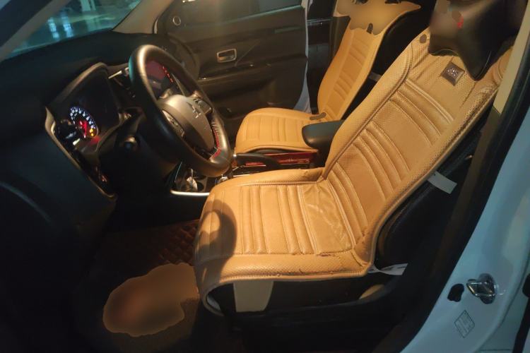 Used Mitsubishi Outlander 2018 2.0L Two-Wheel Drive Glory Edition 5 Seats
