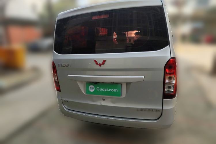 Used Wuling Rongguang V 2016 1.5L Standard Version