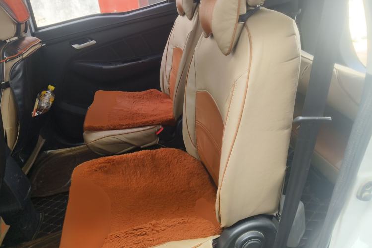 Used FAW Yingzhi 727 2016 1.5L Standard Edition Left Rear Seat