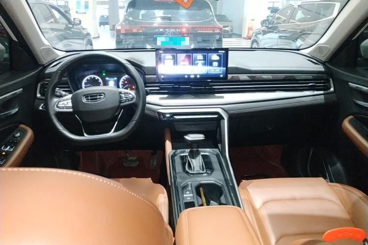 Used Geely Auto Vision X6 2021 PRO 1.4T Automatic Prestige Model
