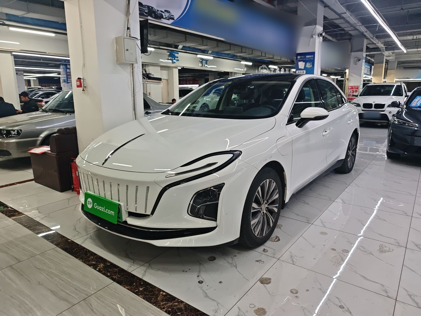 Parte inferior delantera