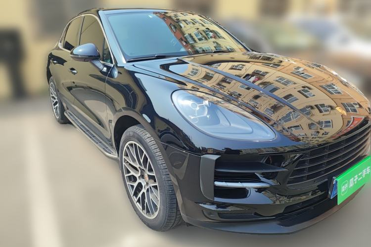 Used Porsche Macan 2020 Macan 2.0T Front Right 45 Deg