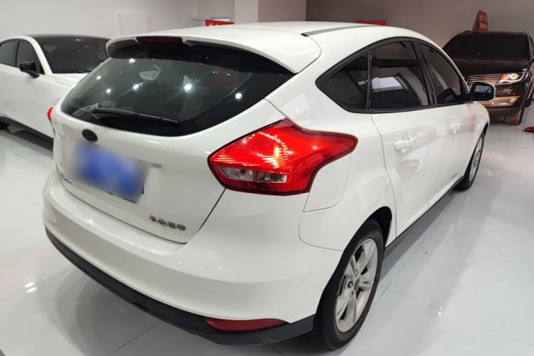 Used Ford Focus 2018 Hatchback Classic 1.6L Automatic Comfort Plus SmartDrive Edition
