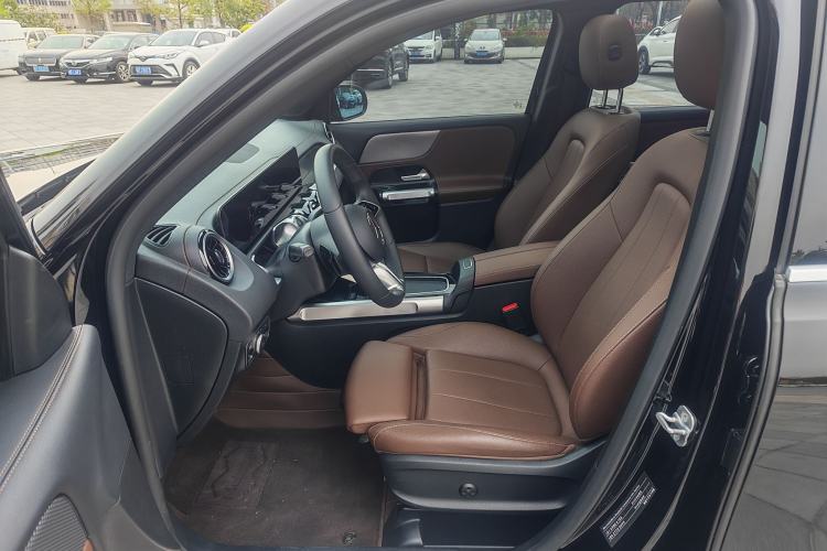 Used Mercedes-Benz GLB 2024-Year Restyled GLB 200 Dynamic Edition