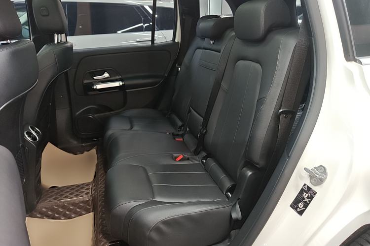Used Mercedes-Benz GLB 2023 GLB 200 Dynamic Edition Left Rear Seat