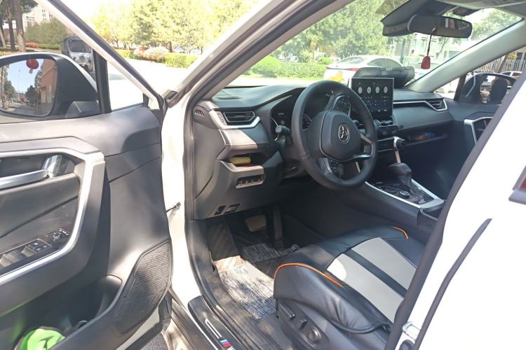 Used Toyota Wildlander 2020 Dual-Motor 2.5L E-CVT Four-Wheel Drive Luxury Edition