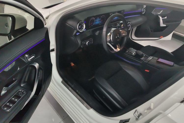 Used Mercedes-Benz A-Class 2021 A 200 L Sport Sedan Fashion Model
