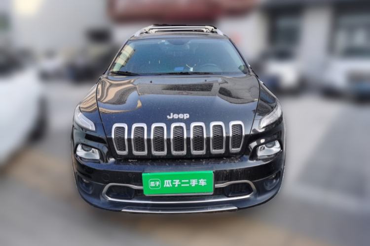 Used Jeep Cherokee 2016 2.0L Superior Edition
