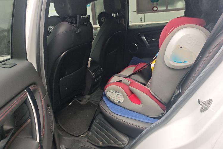 Used Land Rover Discovery Sport 2022 Revised Version 249 PS R-Dynamic S Performance Edition 5 Seats
