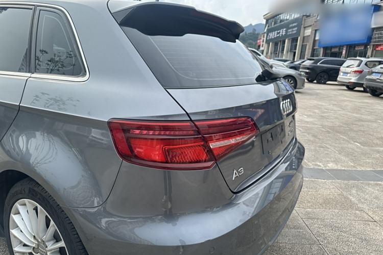 Used Audi A3 2017 Sportback 35 TFSI Fashion Model
