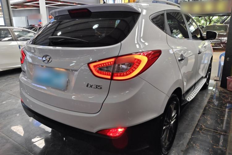 Used Hyundai ix35 2015 2.0L Automatic 2WD Smart Version China V Standard
