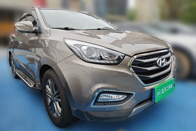 Used Hyundai ix35 2013 2.0L Automatic Two-Wheel Drive Smart GLS China IV Standard Front Right 45 Deg