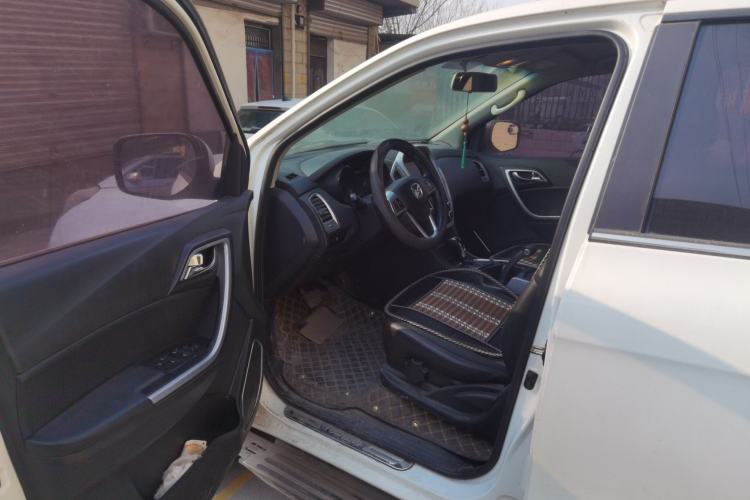 Used JMC Yusheng S350 2013 2.4T Automatic 2WD Diesel Luxury Edition 5 Seats