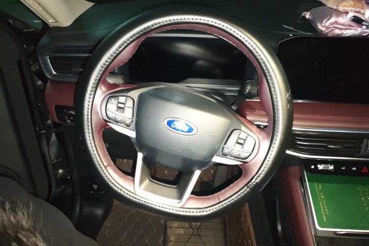 Used Ford Explorer 2023 EcoBoost 285 Four-Wheel Drive Titanium Edition 6 Seats
