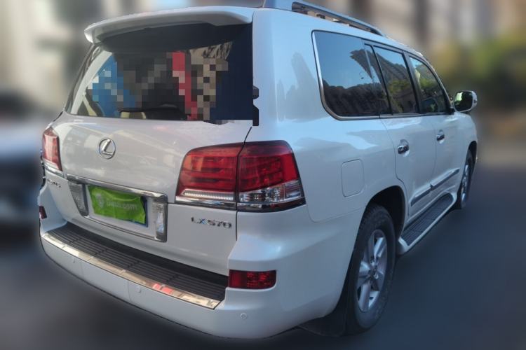 Used Lexus LX 2013 570
