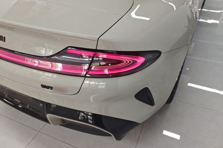 Used Xiaomi Auto SU7 2024 Four-Wheel Drive Ultra-Long Range Advanced Intelligent Driving Max Edition Exterior 3