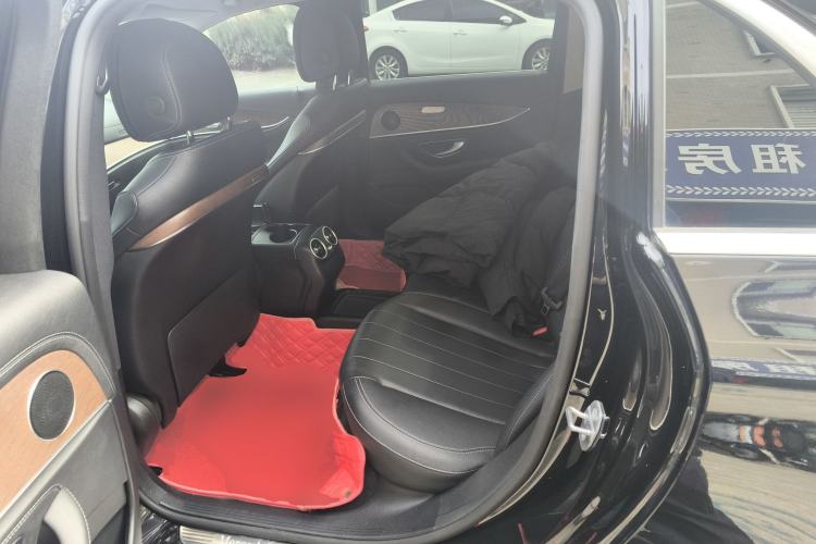 Used Mercedes-Benz E-Class 2019 E 260 L
