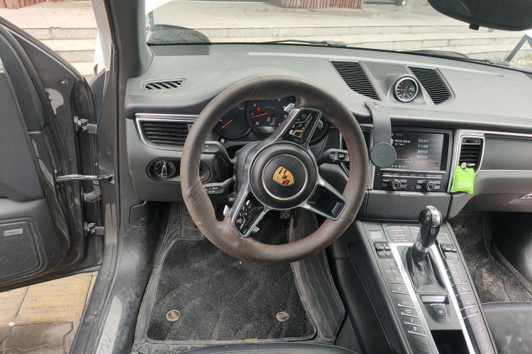 Used Porsche Macan 2014 Macan 2.0T Steering Wheel