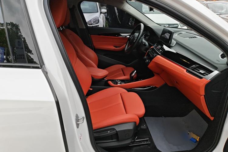 Used BMW X2 2023 sDrive25i M Sport Night Edition Right Front Seat