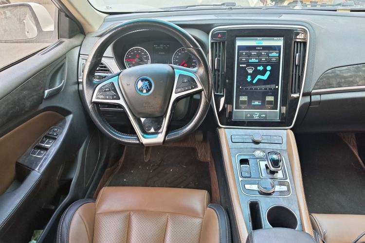 Used BYD Qin New Energy 2017 1.5T Luxury Model Steering Wheel