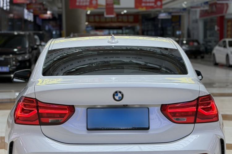 Used BMW 1 Series 2019 120i Leading Model M Sport Package Exterior 5