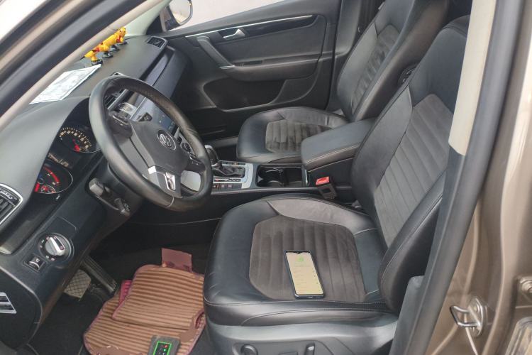 Used Volkswagen Magotan 2015 1.8TSI Luxury Model Left Front Seat