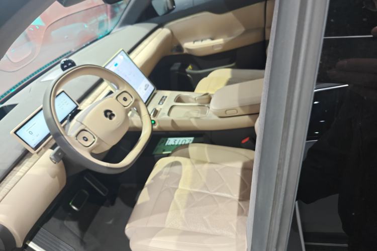 Used Nio ET7 2024 75 kWh Executive Edition
